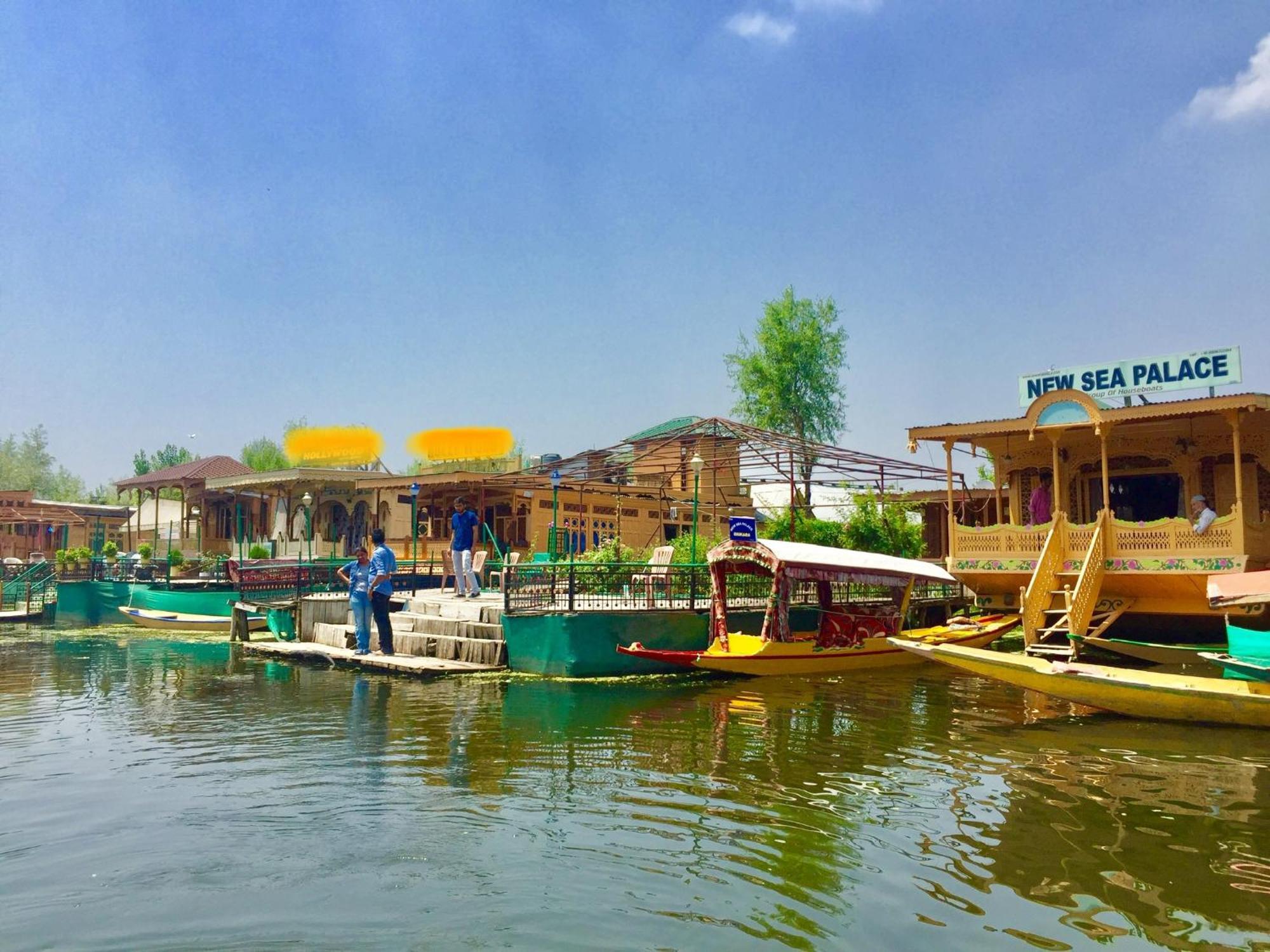 New Sea Palace Houseboats Srinagar  Exterior photo